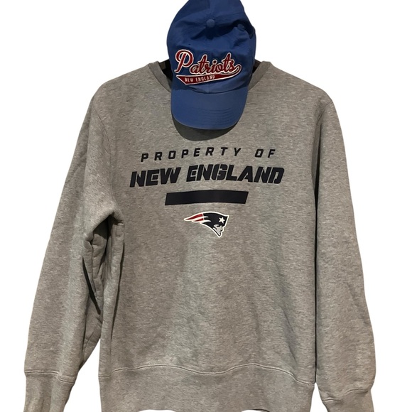 Nike New England Patriots Gray Sweatshirt and Blue Hat Ball Cap Size Small - Picture 2 of 15